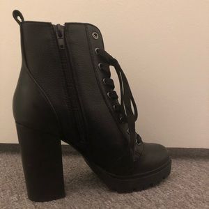 Steve Madden Laurie